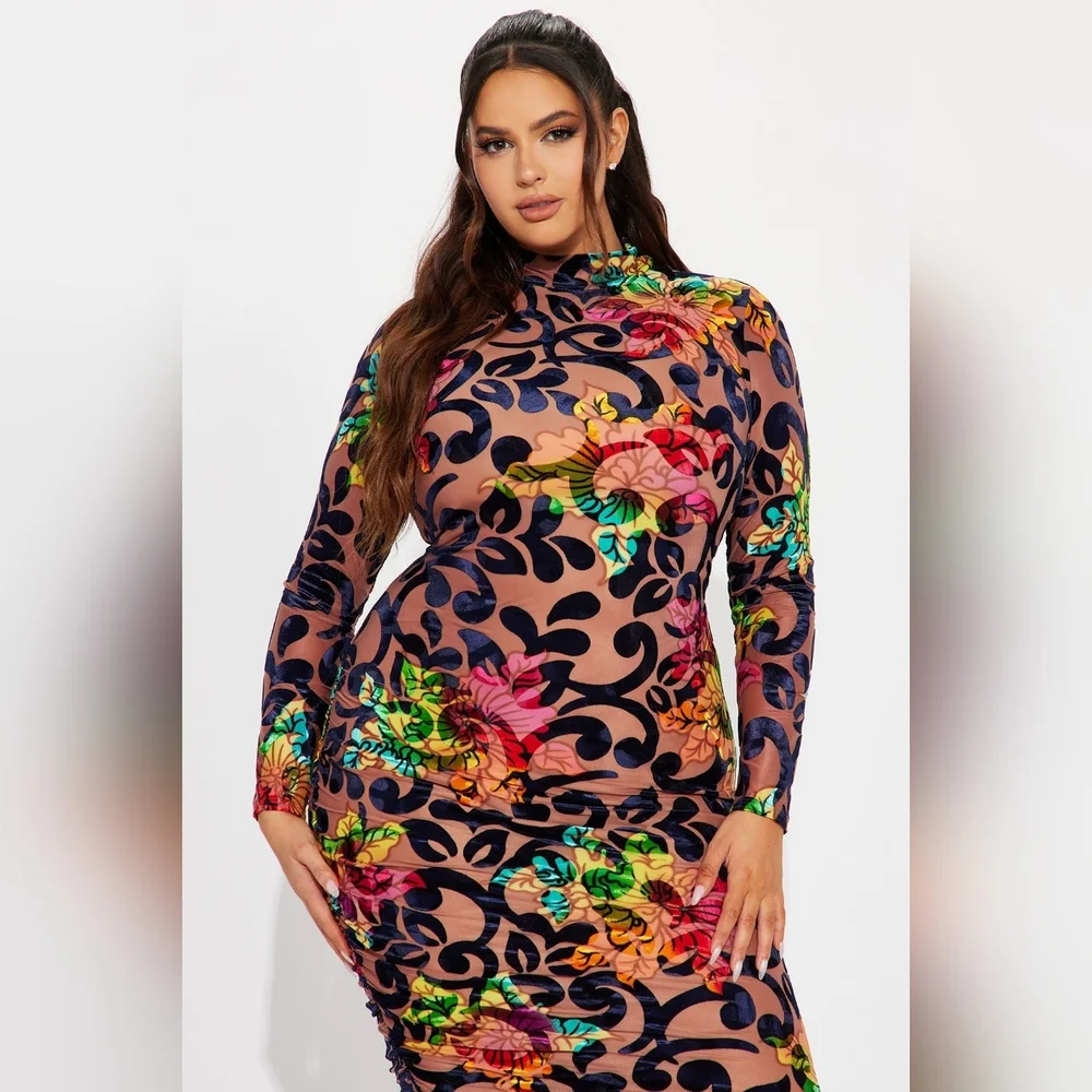 Fashion nova flower velvet dress - Picture 6 of 10